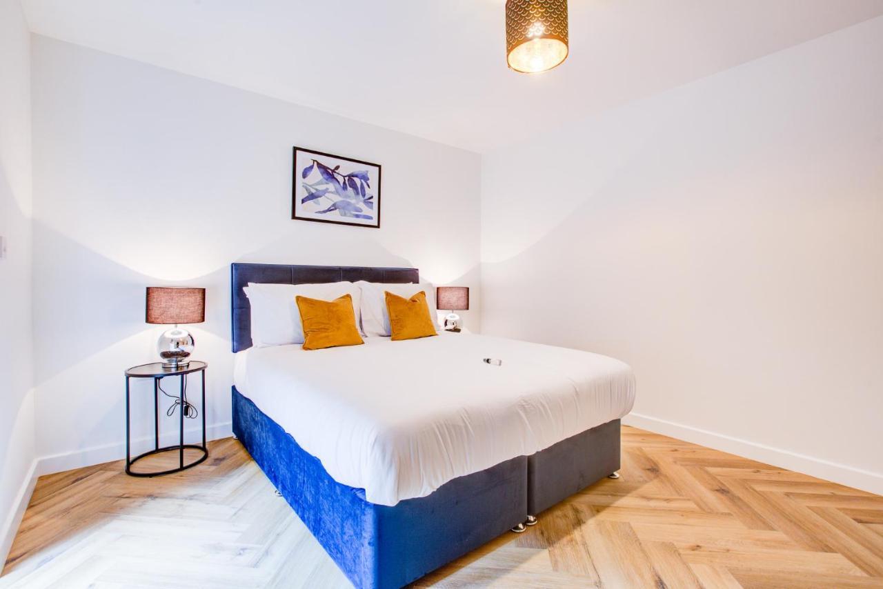 Hybrid Resi - London, Mitcham Close To Tooting And Wimbledon Εξωτερικό φωτογραφία